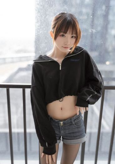 日日狠狠久久8888偷偷色_成人在线观看免费