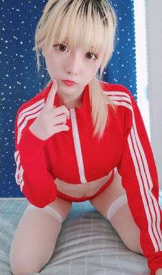 欧美自偷精品视频一区二区_国产剧高清视频播放