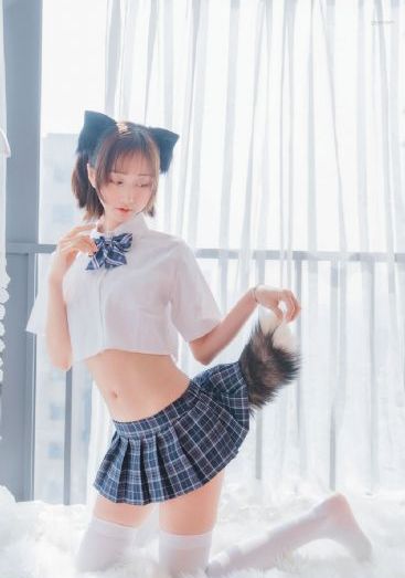免费国产自线拍一欧美视频_免费观看高清版
