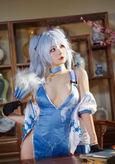 欧美精品模特尤物与黑人αv_DVD迅雷电影在线