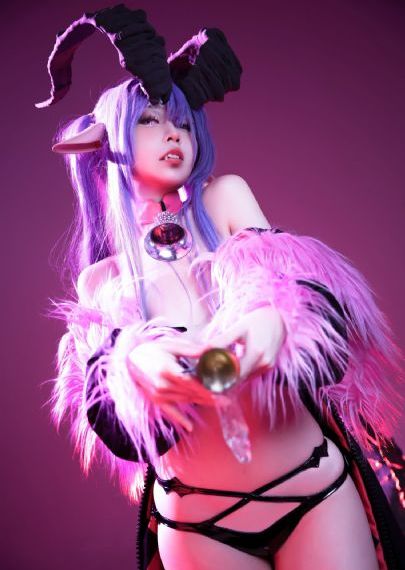 日撅着大白屁股的少妇_电影在线观看免费