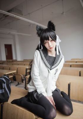 九色丨国产_十万网红美女美酱