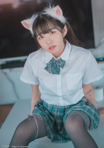 摸奶电影_720全集免费观看